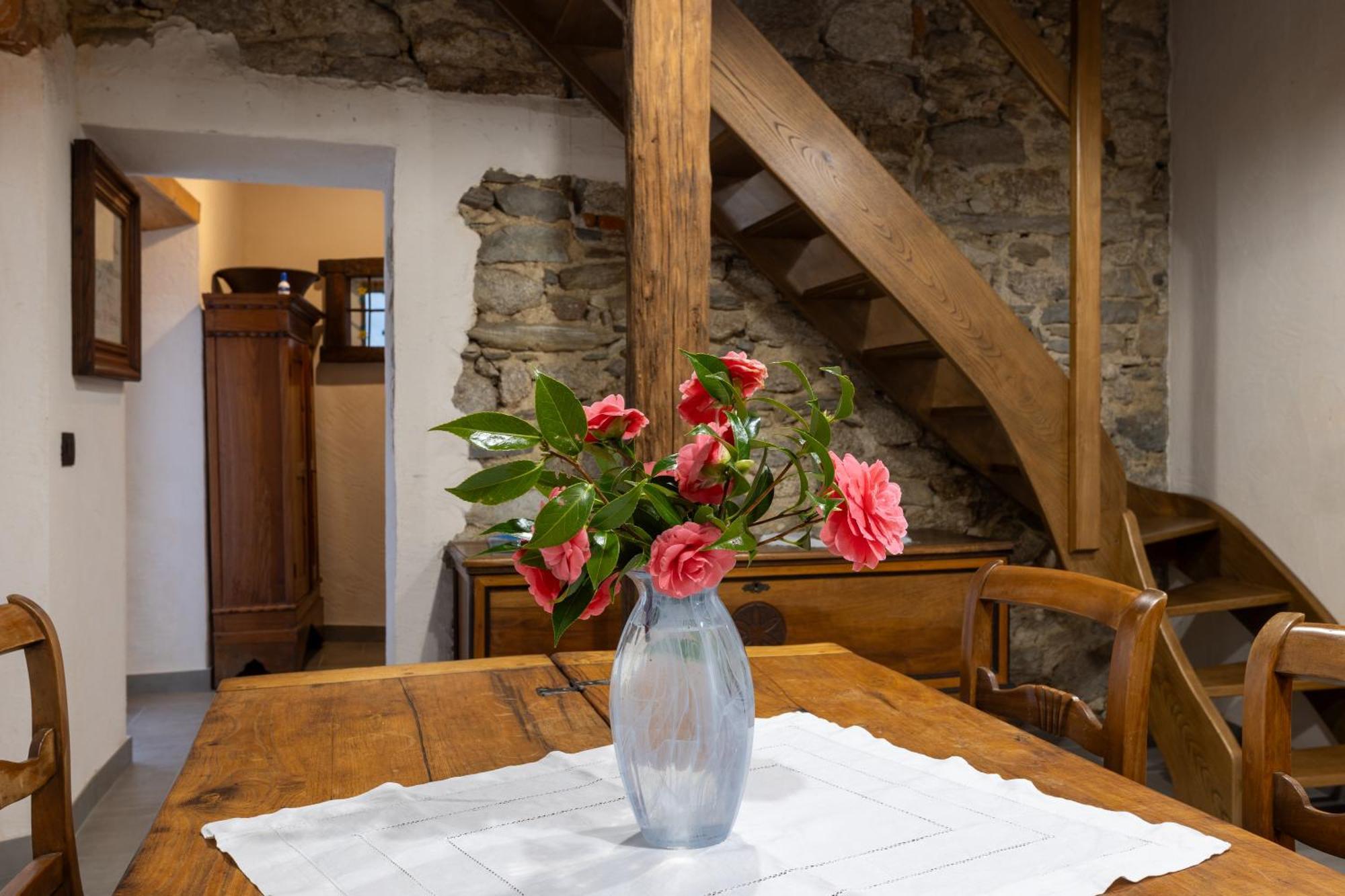 Da Tinti Apartment Madonna Del Sasso Екстериор снимка